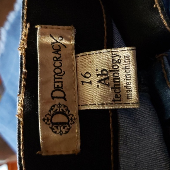 Democracy "Ab" Technology Jeans - Picture 3 of 4